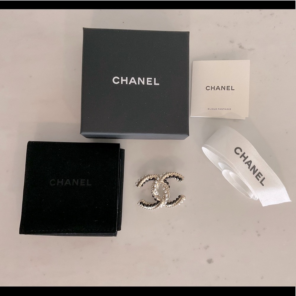 Chanel brooch pin